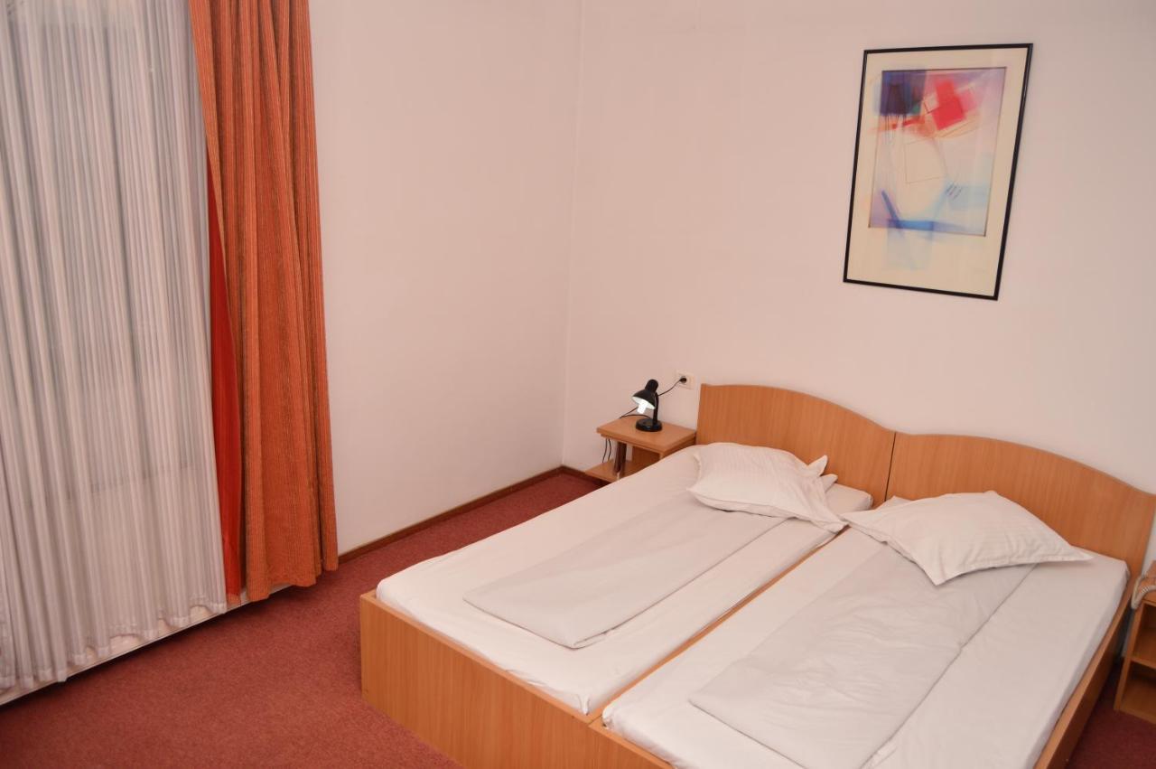 Pension Sofie Brasov Exterior photo